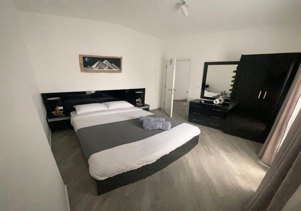 Sanctuary Sunlit Hurghada Haven With 4 Pools, Rooftop Sunsets & Gourmet Bites Steps Away Exterior foto
